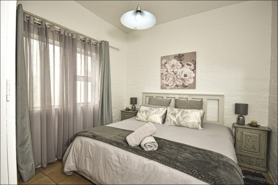 7 Bedroom Property for Sale in Stilbaai Wes Western Cape